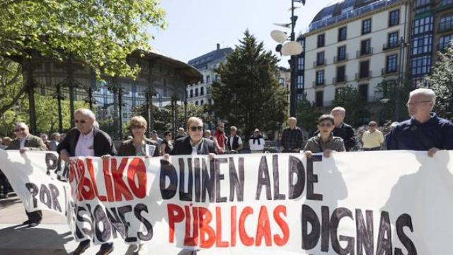 Pentsio publiko duinen alde borrokan jarraituko&nbsp;dugu