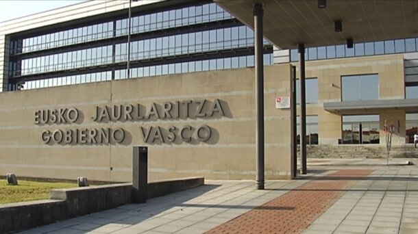 BAT ETORRI se reune con la Consejería de Trabajo,empleo e inclusión del Gobierno&nbsp;Vasco.